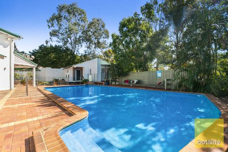 Property photo of 12 Gladesville Street Kenmore QLD 4069