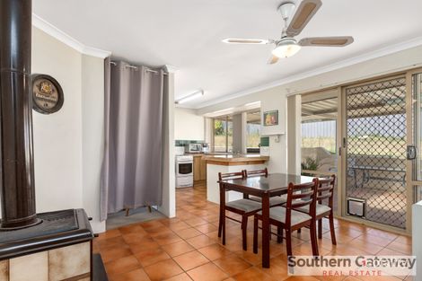 Property photo of 35 Bournan Heights Parmelia WA 6167