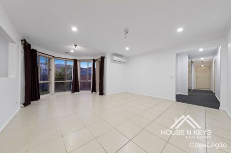 Property photo of 10 Sweet Gum Court Pakenham VIC 3810