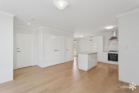 Property photo of 4/148 Treasure Road Queens Park WA 6107