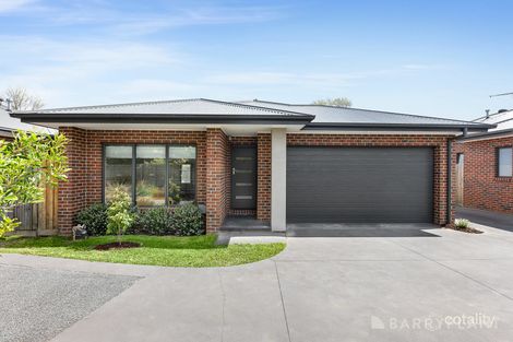 2/5 Elamo Rd, Healesville, VIC 3777