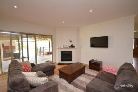 Property photo of 18 Hollara Drive Moama NSW 2731