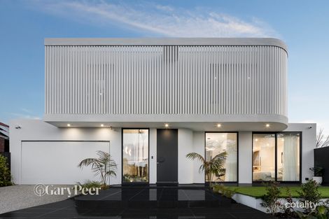 Property photo of 10 Riddle Street Bentleigh VIC 3204