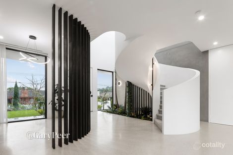 Property photo of 10 Riddle Street Bentleigh VIC 3204