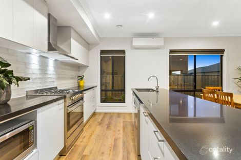 Property photo of 32 Connect Way Mount Duneed VIC 3217