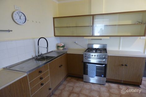 Property photo of 13 Walter Bull Crescent Griffith NSW 2680