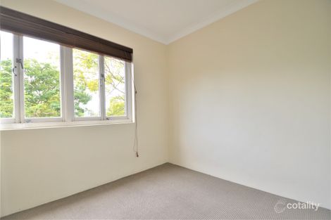 Property photo of 4/1127 Logan Road Holland Park West QLD 4121