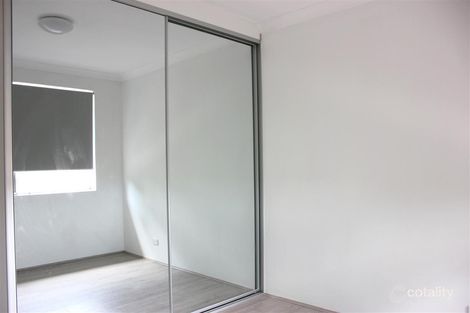 Property photo of 4/2 St Johns Road Cabramatta NSW 2166