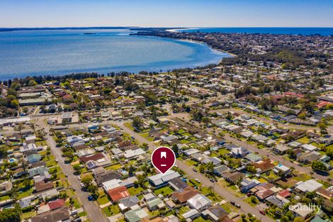 Property photo of 17 Dampier Boulevard Killarney Vale NSW 2261