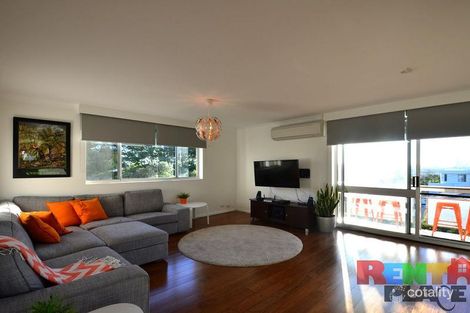 Property photo of 30 Curd Street Greenslopes QLD 4120