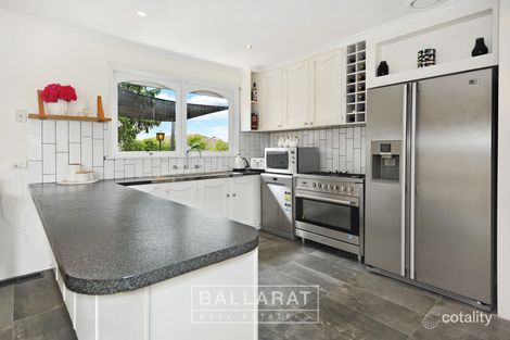 Property photo of 4 Theobald Street Wendouree VIC 3355
