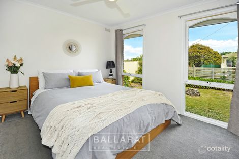 Property photo of 4 Theobald Street Wendouree VIC 3355