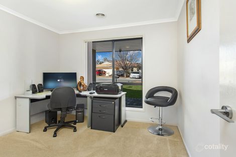 Property photo of 6 McGilvray Close Gordon ACT 2906