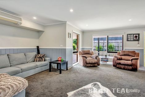 Property photo of 17 Scenic Court Gisborne VIC 3437