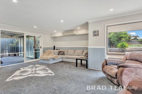 Property photo of 17 Scenic Court Gisborne VIC 3437