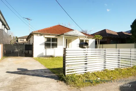 22 George St, Canley Heights, NSW 2166