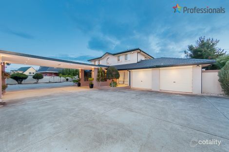 Property photo of 38 Sugar Gum Drive Hillside VIC 3037