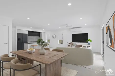 Property photo of 28 Blackstone Crescent Ripley QLD 4306