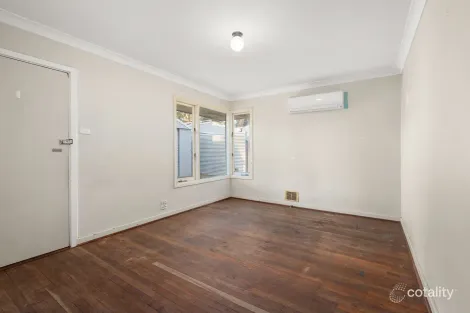 Property photo of 20 Stallard Place Withers WA 6230