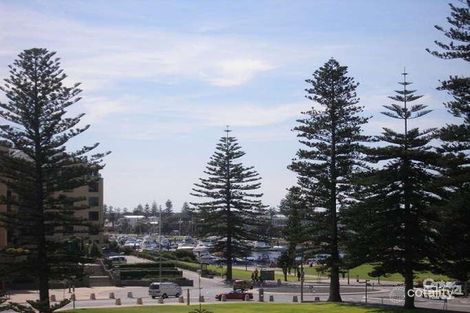 308/19 Holdfast Prom, Glenelg, SA 5045