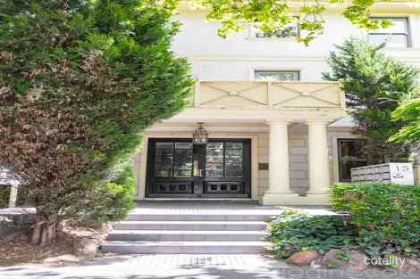 18/15 Acland St, St Kilda, VIC 3182