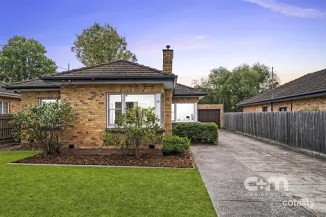 18 Glenroy Rd, Glenroy, VIC 3046