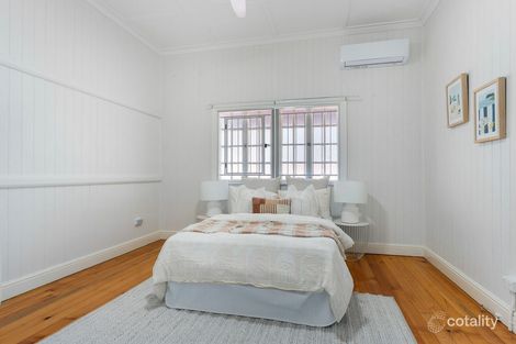 Property photo of 15 Easton Street Silkstone QLD 4304