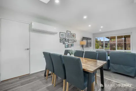 Property photo of 8 Guest Road Pakenham VIC 3810
