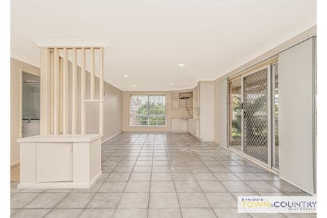 Property photo of 6 Grantham Place Armidale NSW 2350