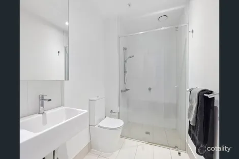 Property photo of 1005/250 City Road Southbank VIC 3006