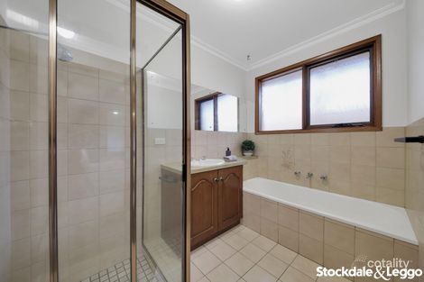Property photo of 77 Huntingfield Drive Hoppers Crossing VIC 3029