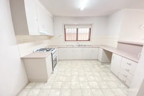 Property photo of 19 Bowman Crescent Enfield SA 5085