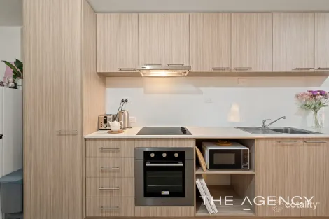 Property photo of 3/4 Crown Street Rivervale WA 6103