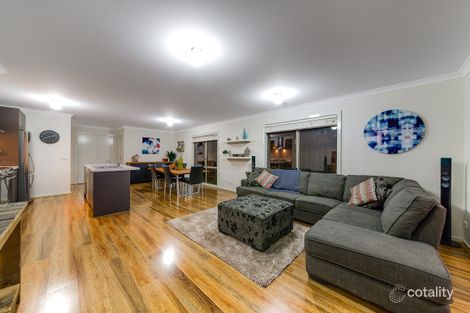 Property photo of 36 Ranfurlie Boulevard Cranbourne West VIC 3977