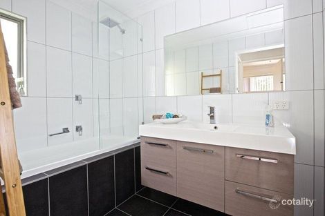 Property photo of 21 Shamrock Street Ormiston QLD 4160