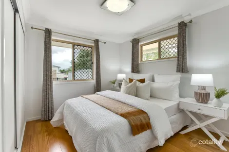 Property photo of 2 Michelle Place Boondall QLD 4034