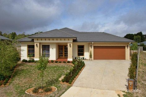 4 Quahlee Ct, Woodend, VIC 3442