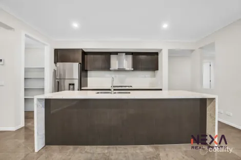 Property photo of 143 Antares Parade Kalkallo VIC 3064