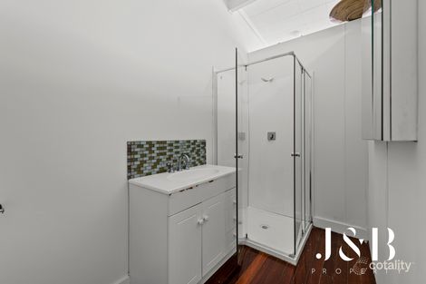 Property photo of 2 Redbourne Street Chermside West QLD 4032