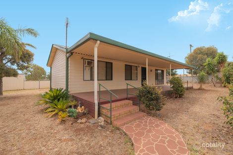40 Charles Rigg Ave, Parkes, NSW 2870
