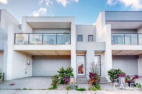 Property photo of 26 Applejack Boulevard Clyde VIC 3978