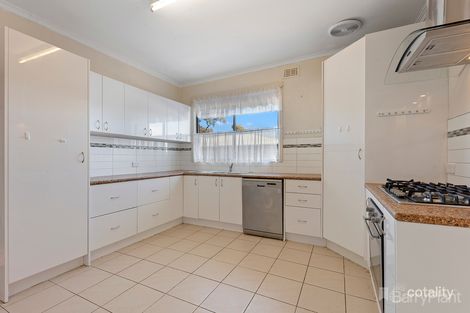 Property photo of 11 Douglas Street Kangaroo Flat VIC 3555