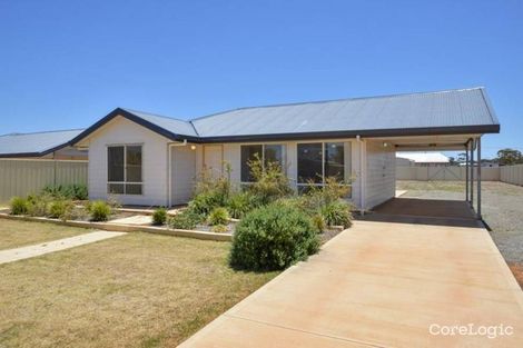 106 Forrest St, Coolgardie, WA 6429