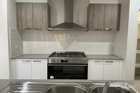 Property photo of 7 Carmichael Drive Wollert VIC 3750