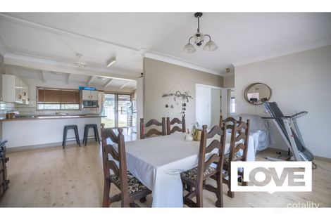Property photo of 11 Arthur Street Cardiff South NSW 2285