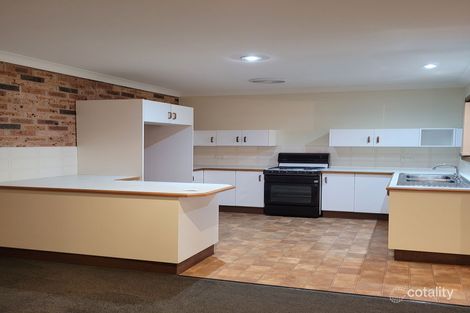 Property photo of 1/10 Floribunda Close Warabrook NSW 2304