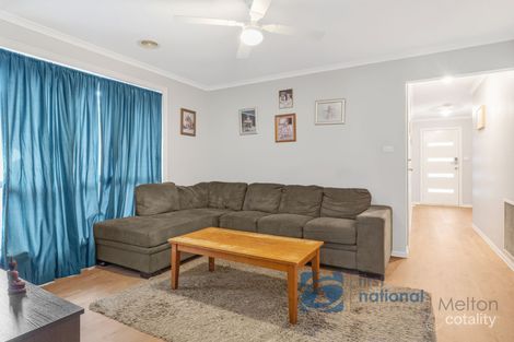 Property photo of 5 Tawrrific Street Kurunjang VIC 3337