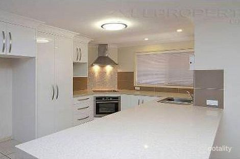 Property photo of 19 Yale Circuit Forest Lake QLD 4078