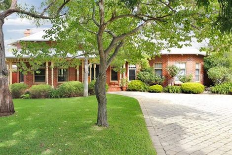 64 Riley Rd, Dalkeith, WA 6009