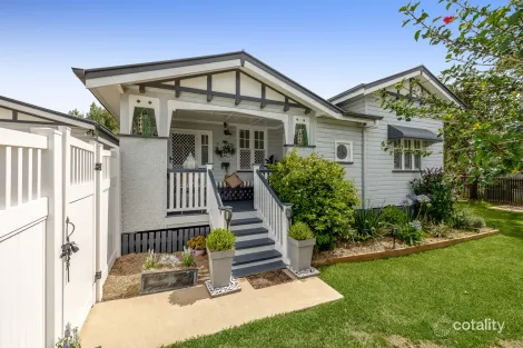 2a Victory St, Newtown, QLD 4350